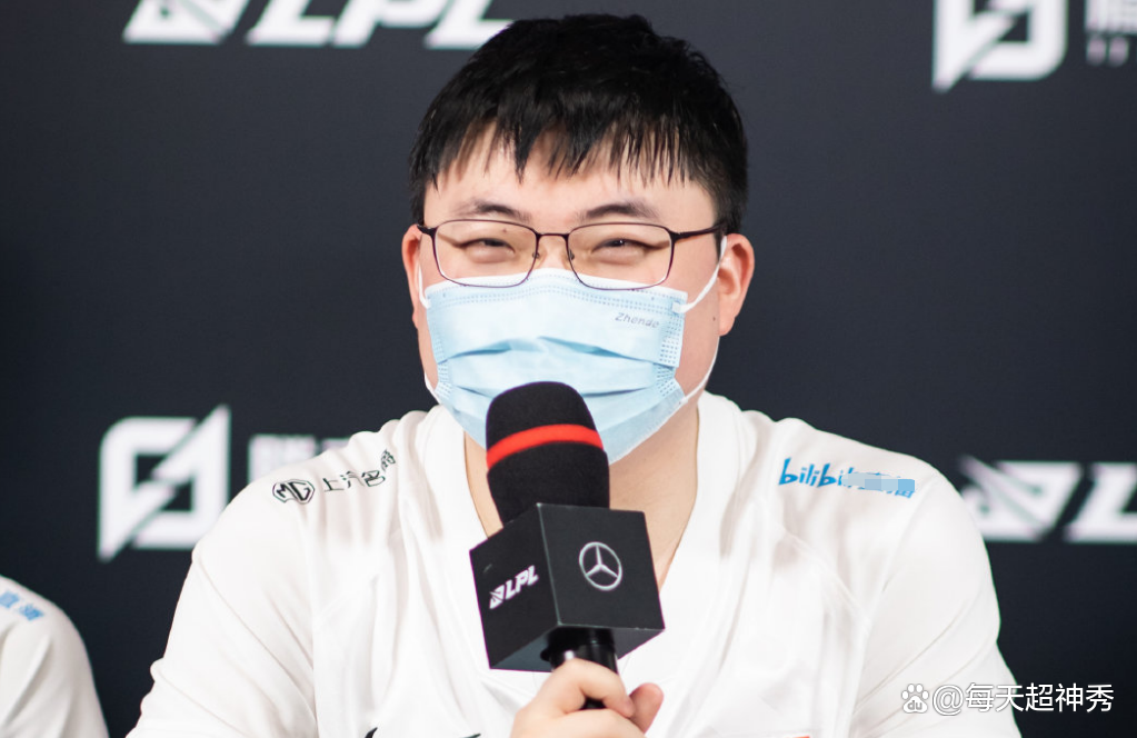 关于JackeyLove与90激战RNG分钟,比赛规则变更胜负难料!,科维托娃焦点对战观众掌声雷动的信息 关于JackeyLove与90激战RNG分钟,比赛规则变更胜负难料!,科维托娃焦点对战观众掌声雷动的信息